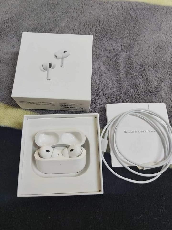 airpods pro - free delivery in 2 days